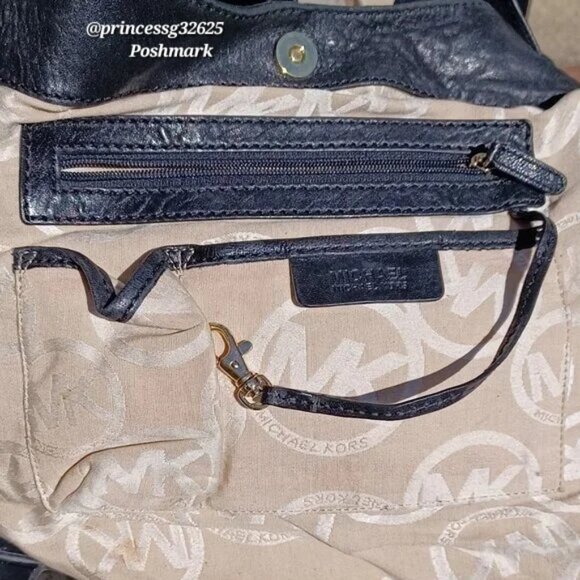 ๐ ๐๐๐๐๐๐ ๐๐ข๐ฅ๐ฆ ๐๐น๐ฎ๐ฐ๐ธ ๐จ๐ฝ๐๐ผ๐๐ป ๐๐๐๐ผ๐ฟ ๐ง๐ผ๐๐ฒ ๐๐ฎ๐ด - Picture 10 of 14